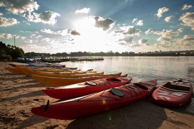 Free photo kayaking man paddling a kayak canoeing paddling