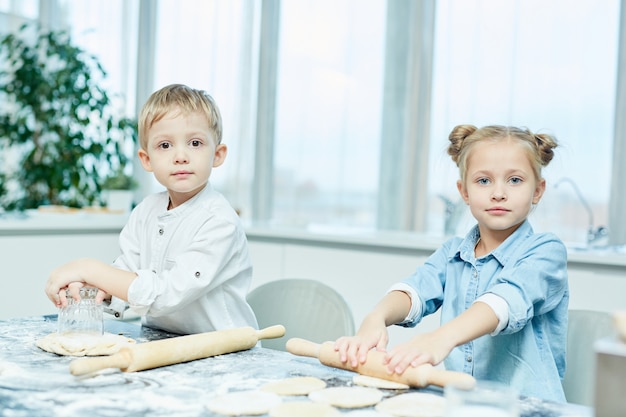 Kids cooking