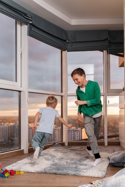 Free Photo kids playing in their room