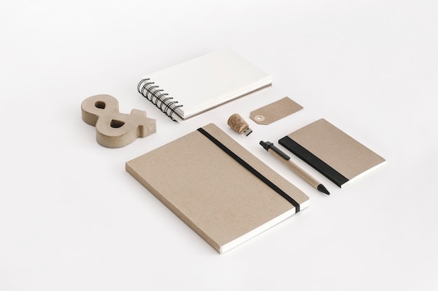 Free Photo kraft paper office supplies