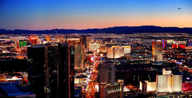 Free Photo las vegas city skyline panorama