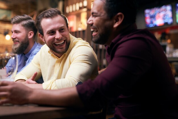 Leisure time with friends in the pub