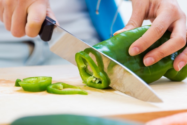 Free photo lifestyle grey greens kitchen tomato