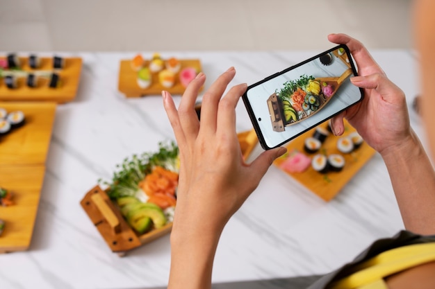 Free photo lifestyle: people learning to make sushi