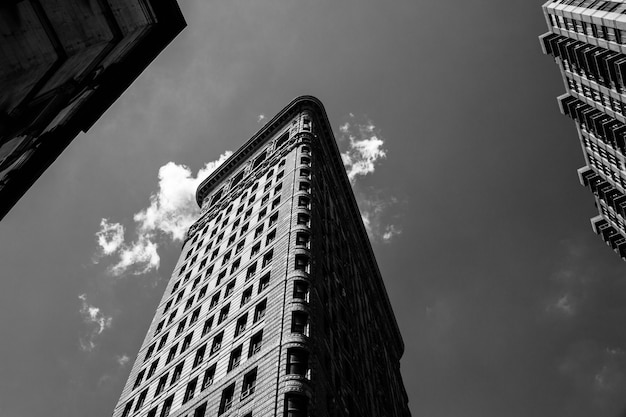 Free Photo low angle black and white shot of the flatiron building in nyc