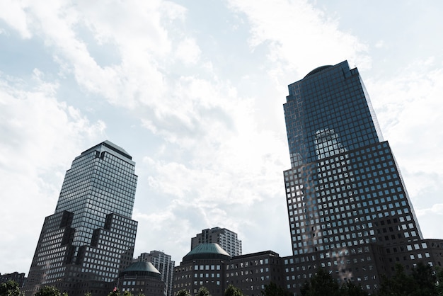 Free photo low angle modern buildings skyline