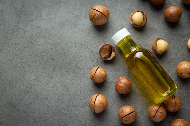 Free photo macadamia oil for relaxing treatment