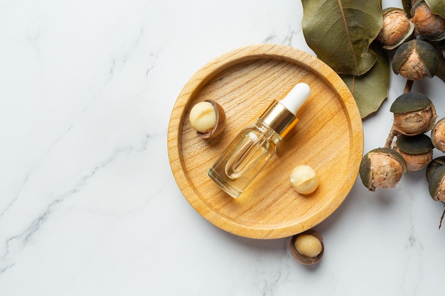 Macadamia oil for relaxing treatment