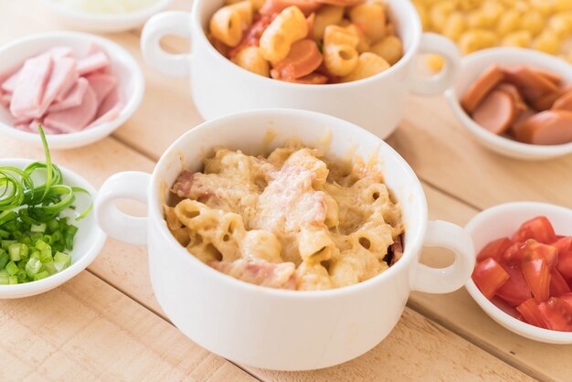 macaroni cheese and ham