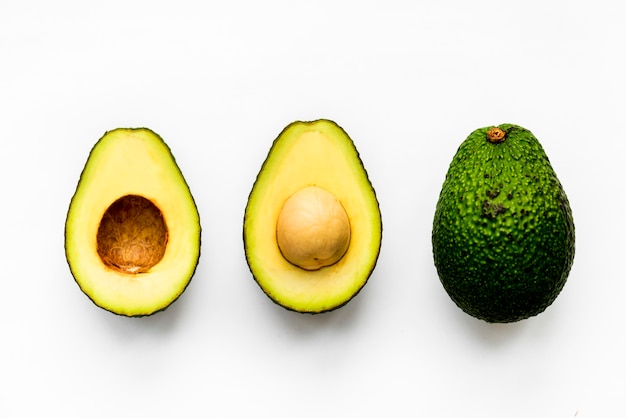 Free Photo macro shot of avocado isolated on white background