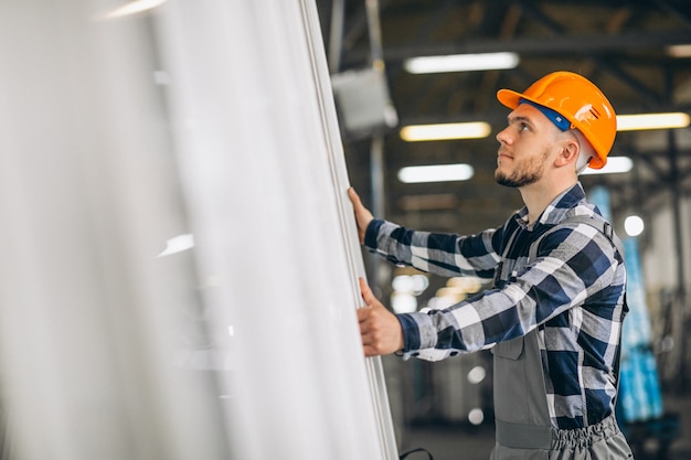 Free photo male worker at a factory