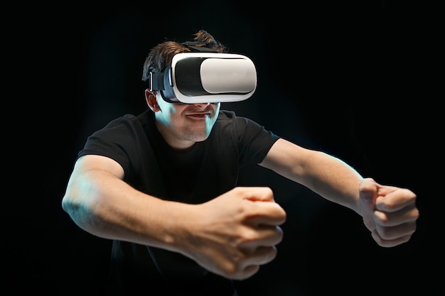 Free photo the man with glasses of virtual reality. future technology concept.