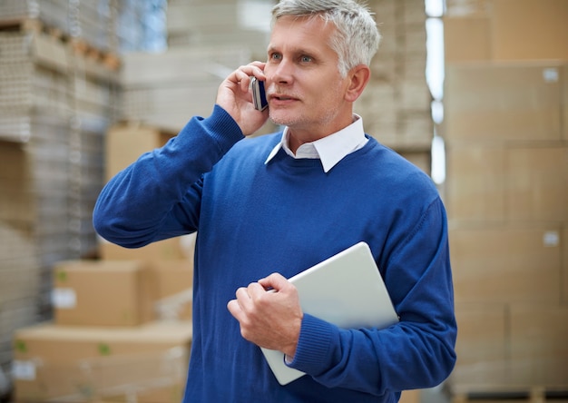 Free Photo man working in warehouse