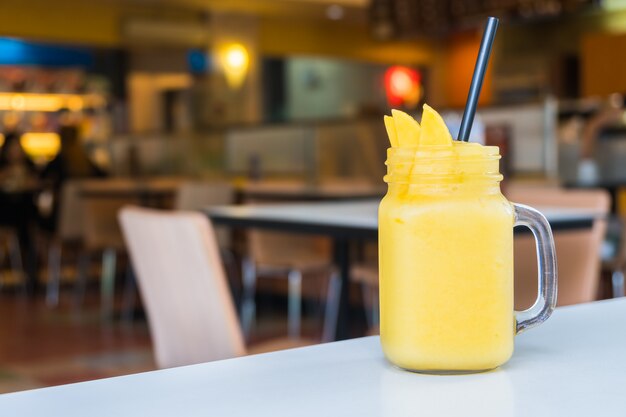 Mango smoothies