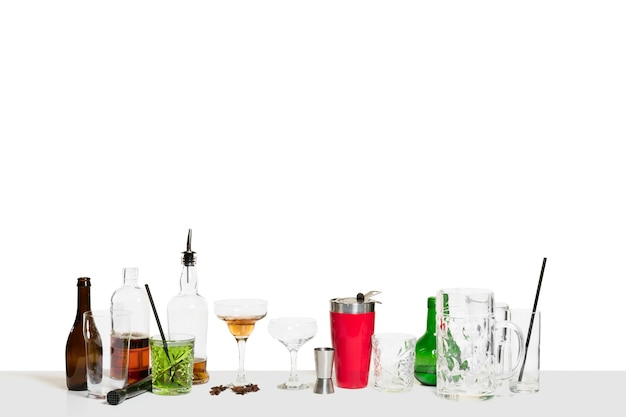 Free photo the many cocktails on the bar counter isolated on white table