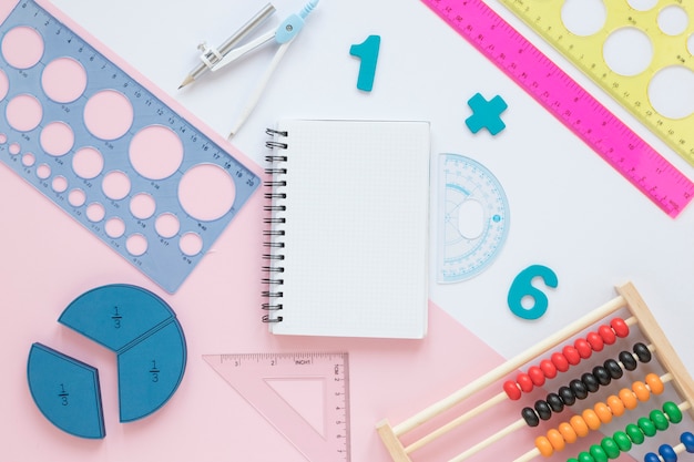 Free photo mathematics with numbers and stationery school items