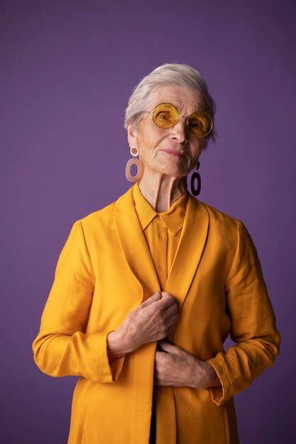 Mature woman wearing fashionable clothing