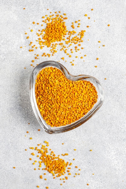 Free photo medicine food bee pollen