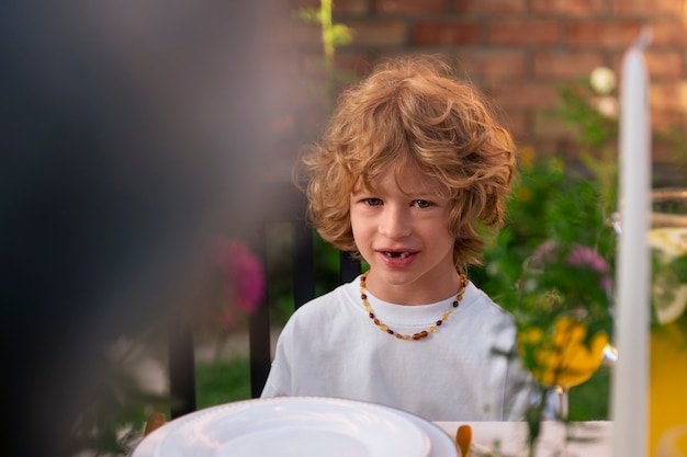 Free Photo medium shot boy celebrating birthday