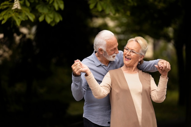 Medium shot couple being in love