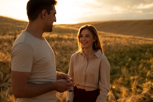 Free photo medium shot happy couple in nature