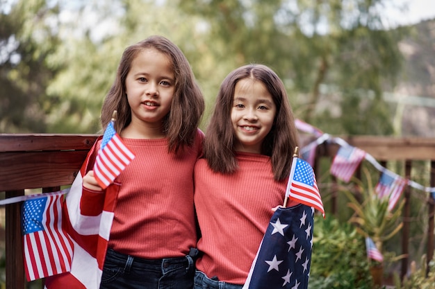 Free Photo medium shot kids celebrating 4th of july