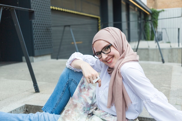 Medium shot of smiling woman