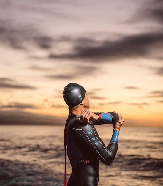 Medium shot swimmer stretching arm