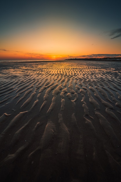 Free photo mesmerizing seascape during sunset