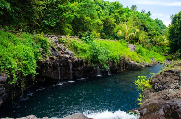 Free Photo mesmerizing shot of afu aau waterfall in samoa