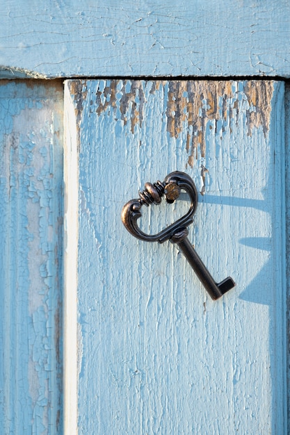 Free Photo metallic key still life