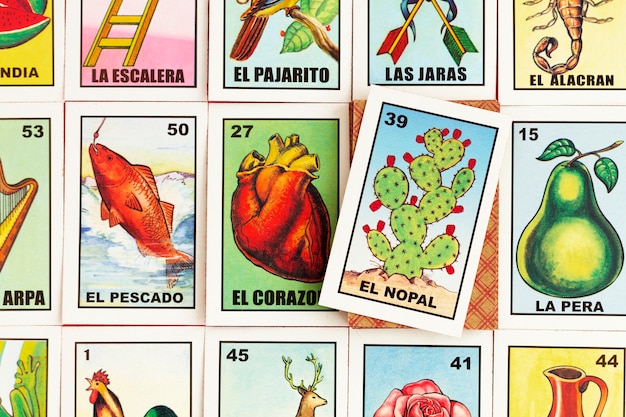 Free photo mexican traditional cards game