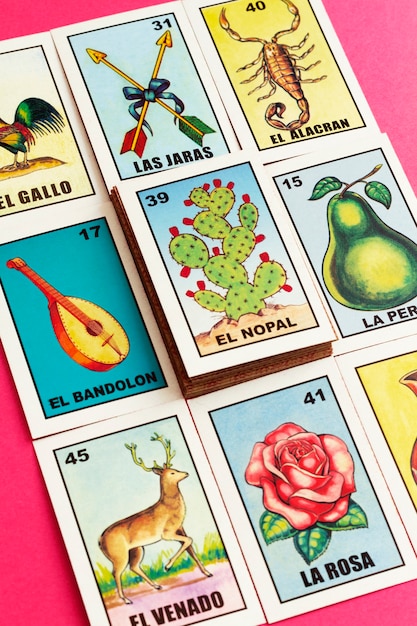 Free photo mexican traditional cards game