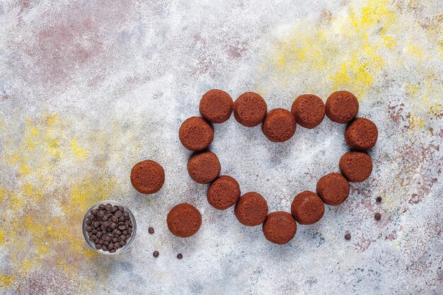 Mini chocolate cakes.