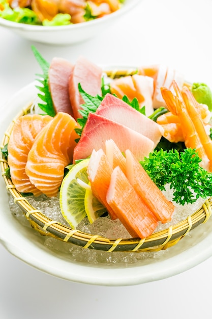 Free Photo mixed sashimi set