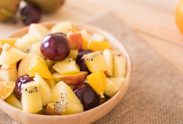 mixed sliced fruit