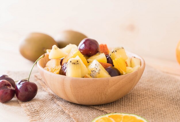 mixed sliced fruit