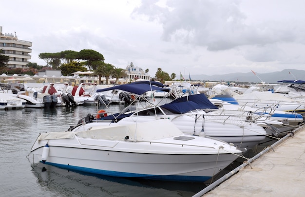 Moorings with boats