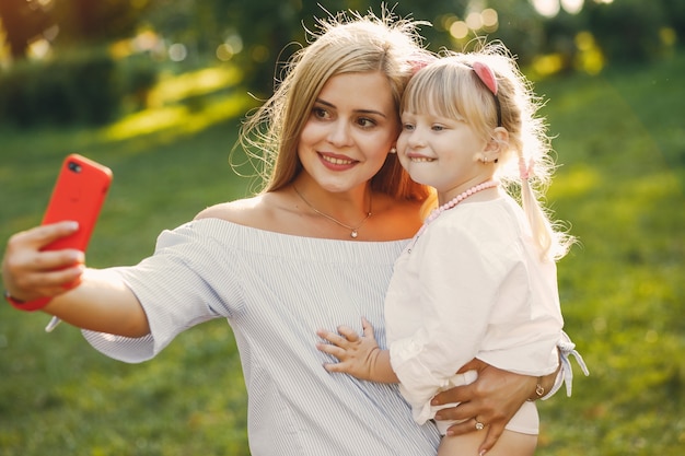 Free photo mother with daughter