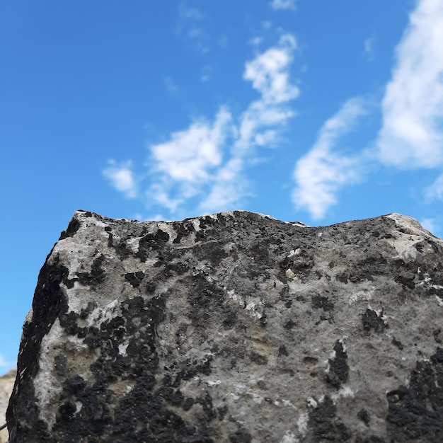 Free photo mountain peak with blue sky