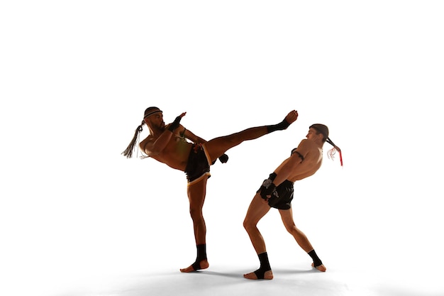 Free Photo muay thai thai boxing fighters