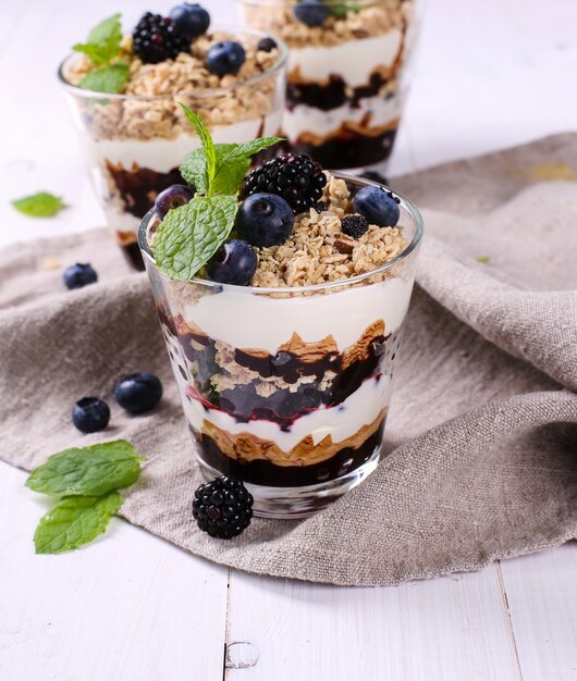 Muesli dessert on glasses