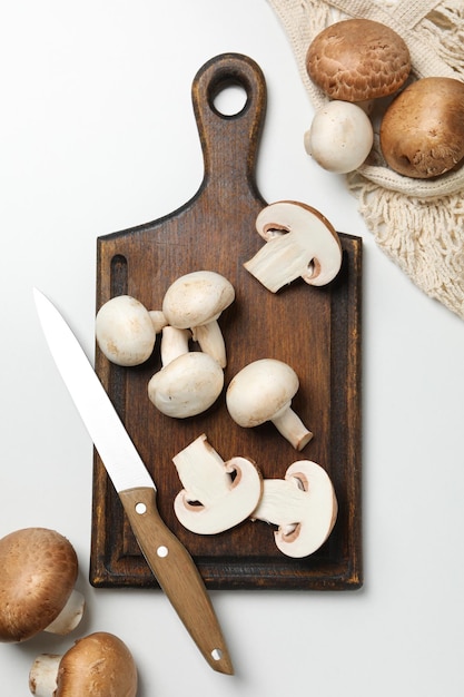 Free photo mushrooms concept of autumn food autumn harvest