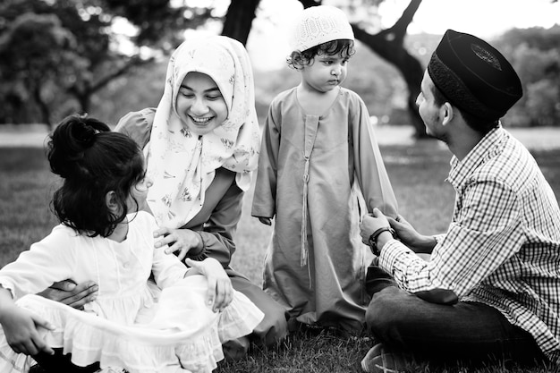 Free photo muslim family having a good time outdoors