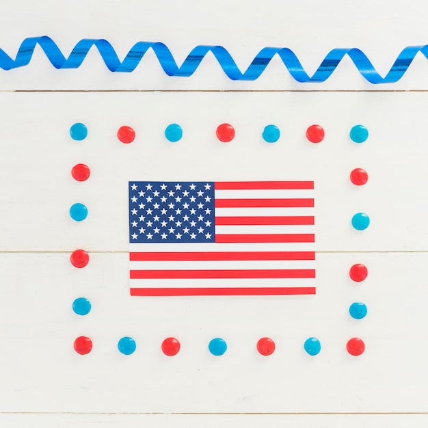 Free photo national flag of america in holiday decoration