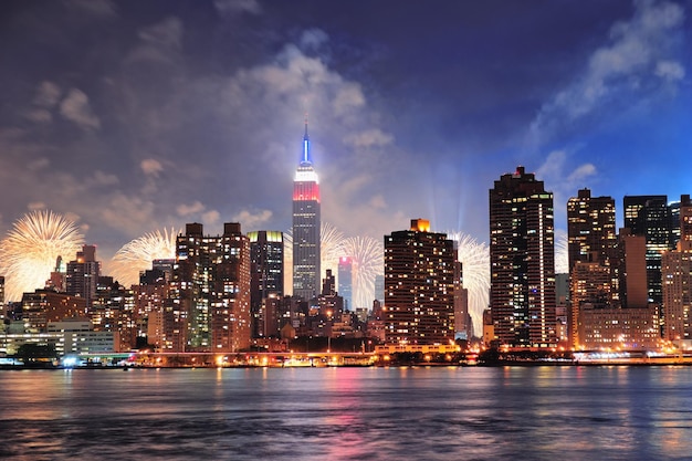 Free photo new york city manhattan midtown at dusk