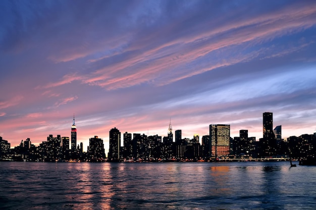 Free photo new york city manhattan sunset panorama