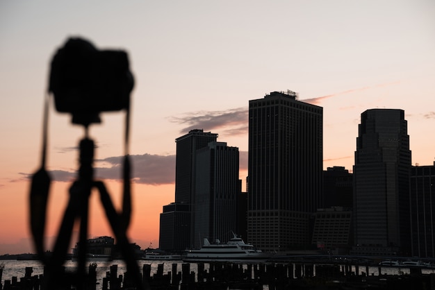 Free Photo new york city skyline with defocused camera