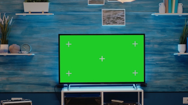 Free photo nobody in flat with green screen tv display