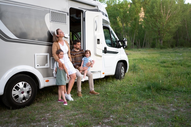 Free photo nomad family having fun together in tiny house